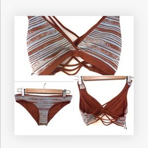 Maaji / 2 Piece Reversible Bikini size small